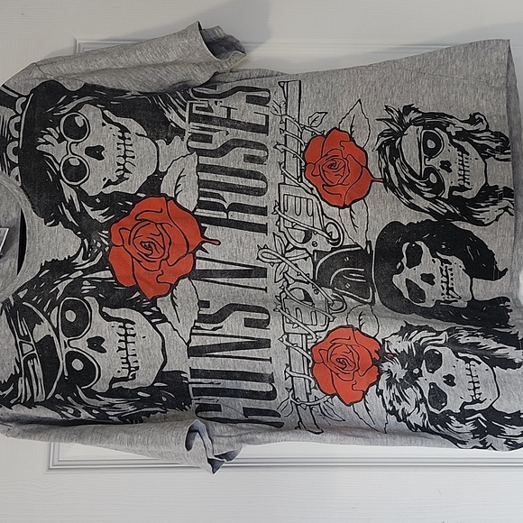 Guns N" Roses graphic mens t-shirt - Picture 2 of 5